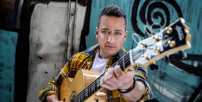 Musicserver.cz: Petr Bende novou verzí hitu 