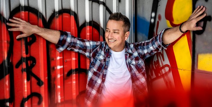 Český rozhlas Olomouc: Písně Petra Nováka mi byly vždy velmi blízké, říká zpěvák Petr Bende o chystaném projektu